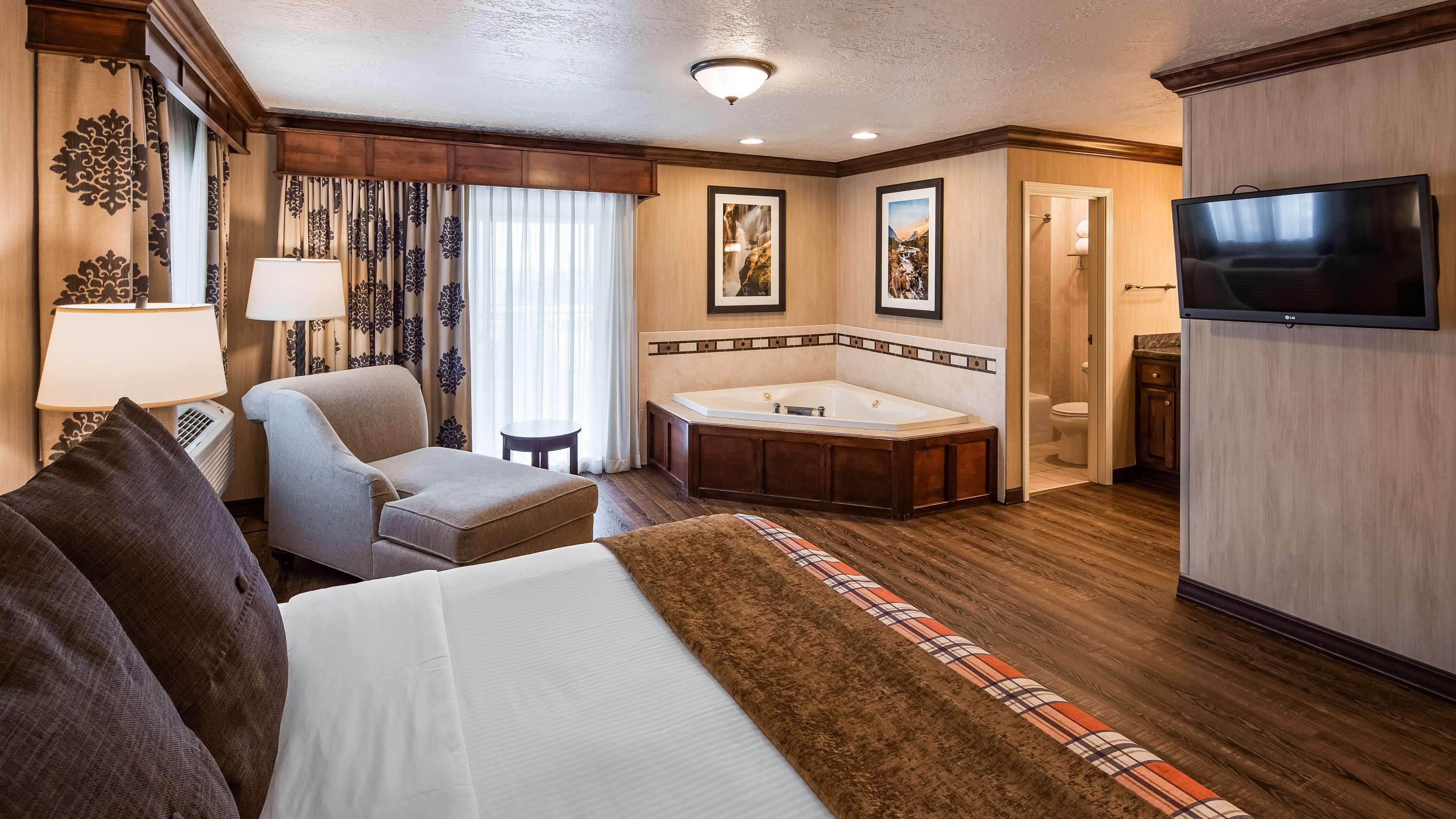 Best Western Plus Flathead Lake Inn And Suites Калиспел Екстериор снимка