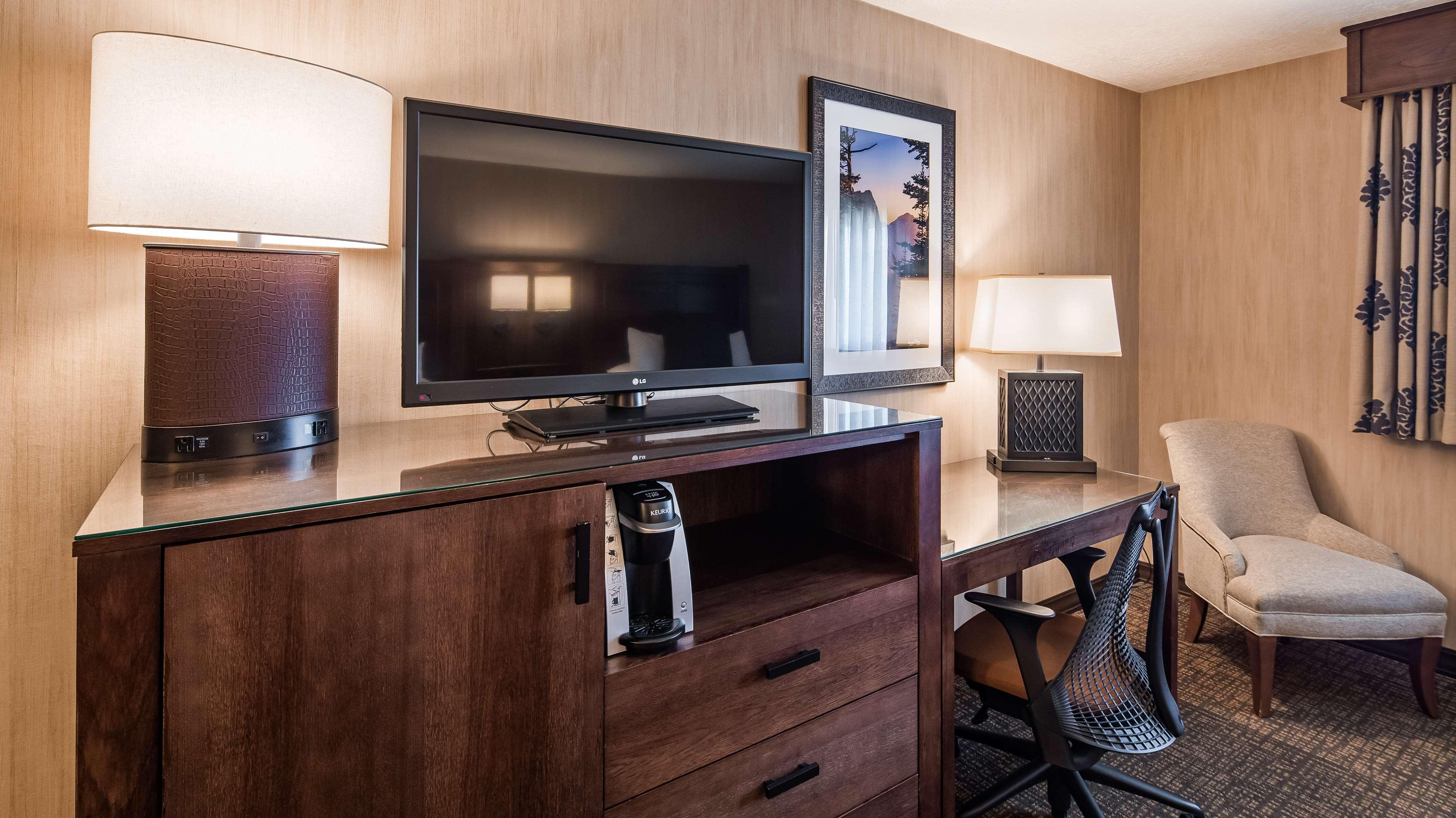 Best Western Plus Flathead Lake Inn And Suites Калиспел Екстериор снимка