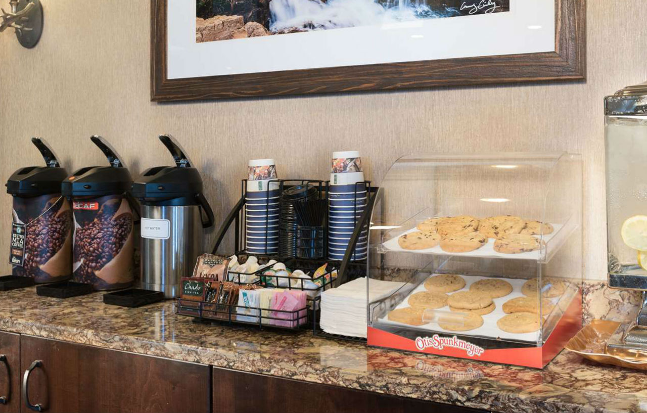 Best Western Plus Flathead Lake Inn And Suites Калиспел Екстериор снимка